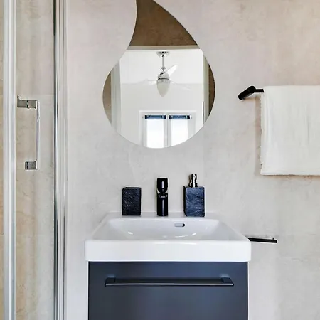 Ideal Studio For 2 People - Marche Des Batignolles Paris Extérieur photo